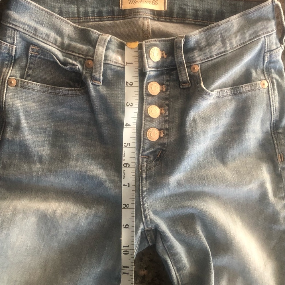 MADEWELL 9” High-Rise Skinny Crop Jean, Button Front Edition w/ Fringed … - Picture 11 of 13